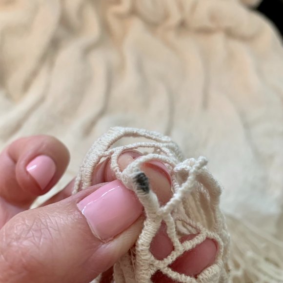 Old Navy Beige Boho Crochet Infinity Scarf - Picture 7 of 7